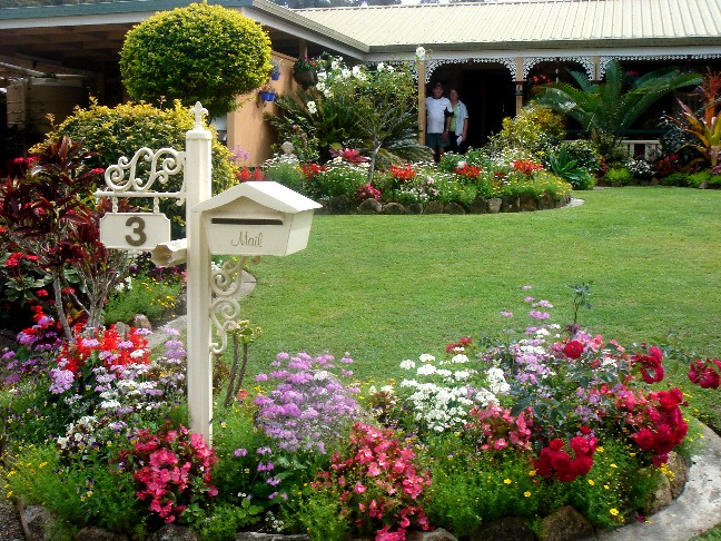 Ellis Garden 2010